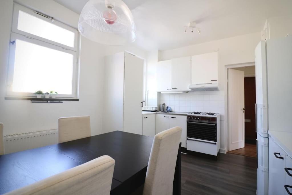 Stockholm Apartment Hammarbyhoejden Estocolmo Exterior foto